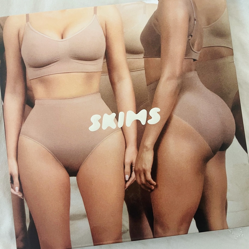 SKIMS Sculpting High Waist Thong Shapeware